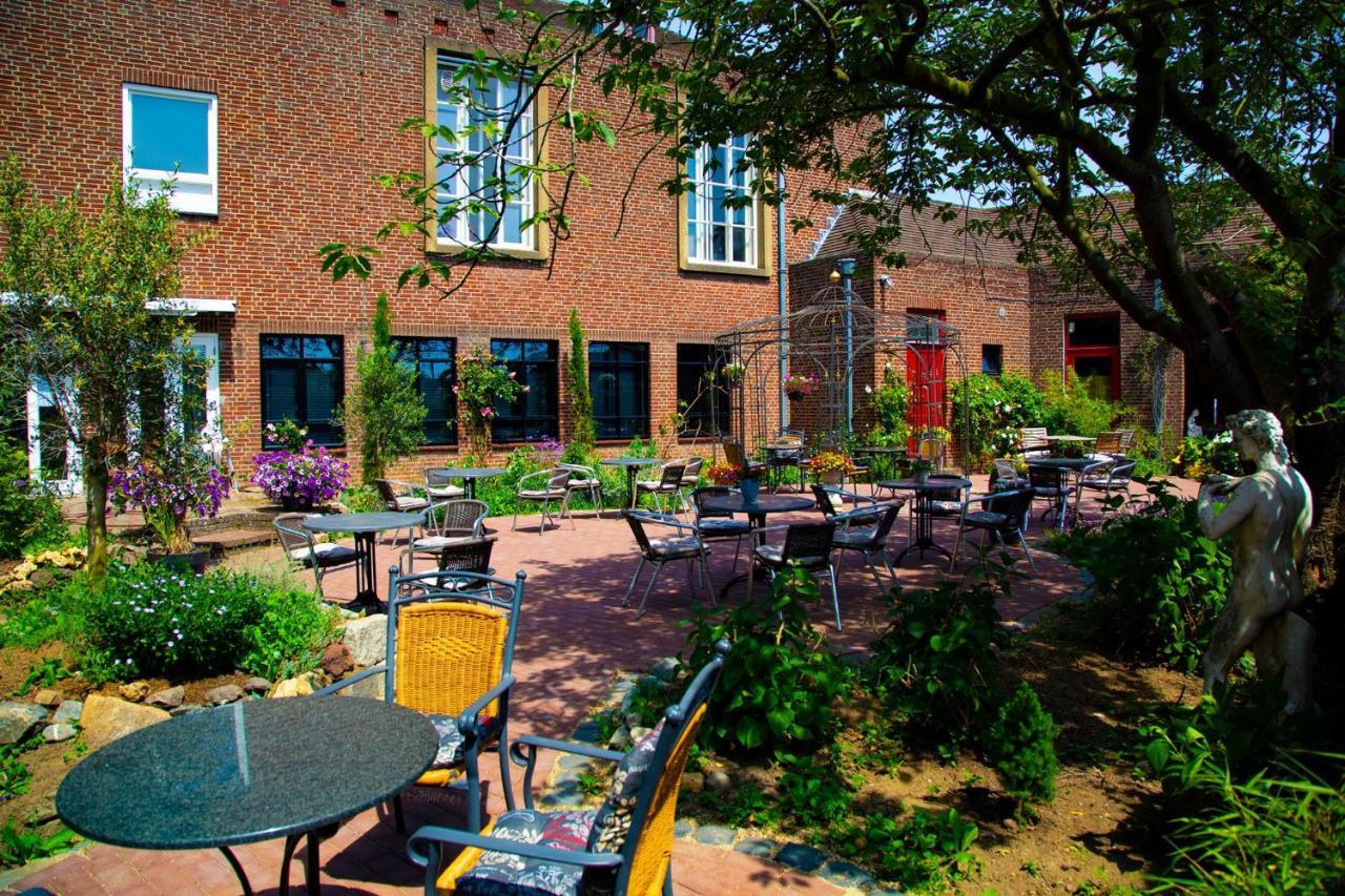 Atalanta-Wellness Roermond 'De Wethouder' Bed & Breakfast Herten Exterior foto