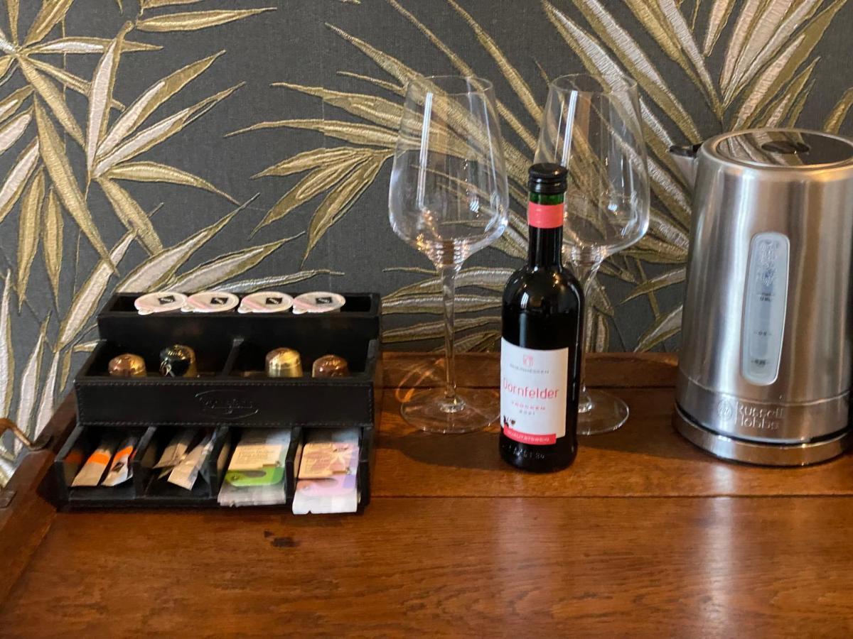 Atalanta-Wellness Roermond 'De Wethouder' Bed & Breakfast Herten Exterior foto